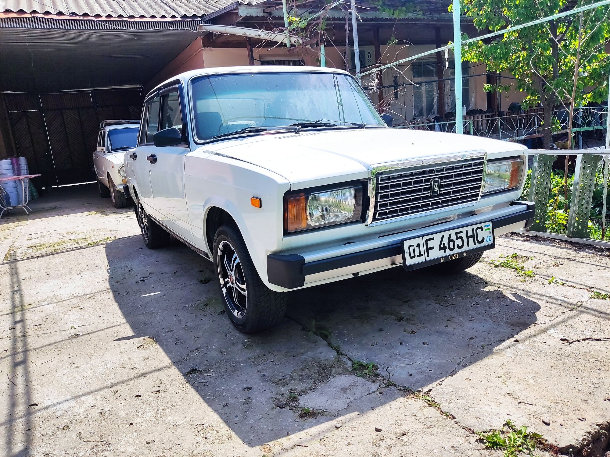 Lada Ваз 2105/2107 Yangi yig'ilgan