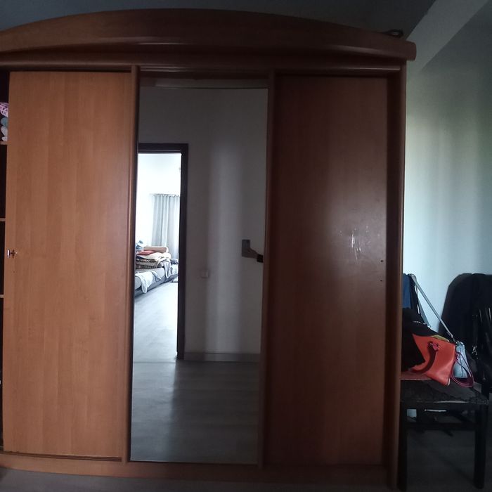 Продам шкаф купе