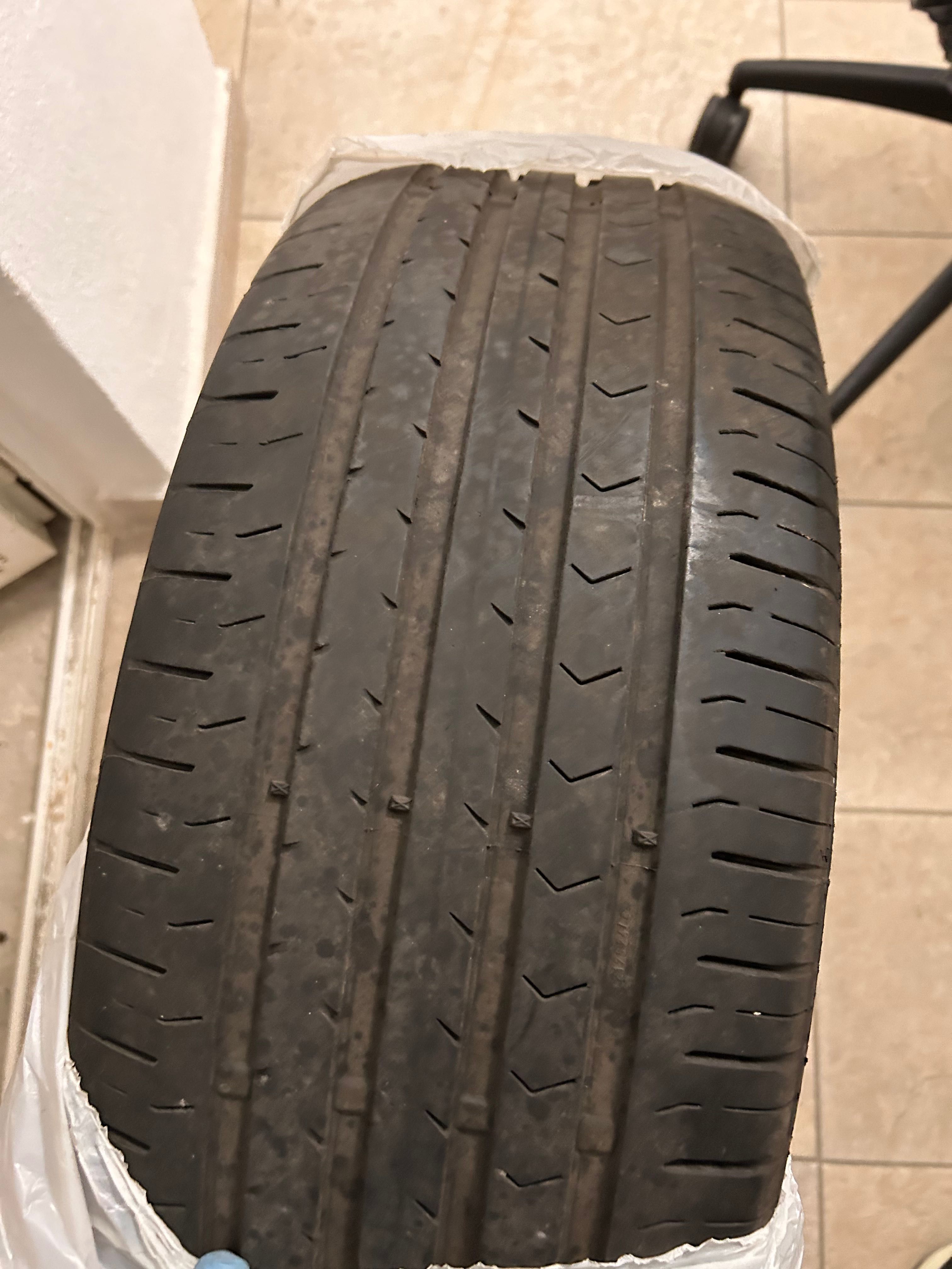 Anvelopa vara Continental Premium Contact 5 225/55R17