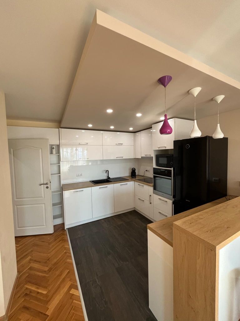 Продава се Тристаен апартамент в Варна, Владислав Варненчик - 65 кв.м за 2185 €/кв.м - Снимка #7