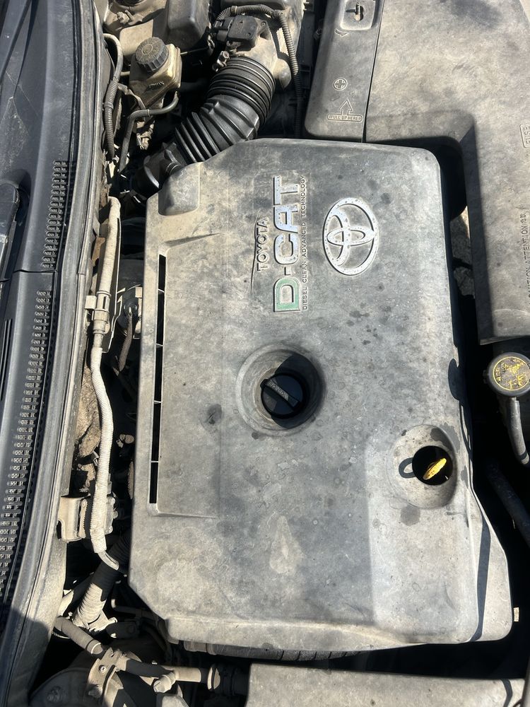 Тойота Авенсис  2,2д-кат 177кс на части/Toyota Avensis 2,2d-cat части