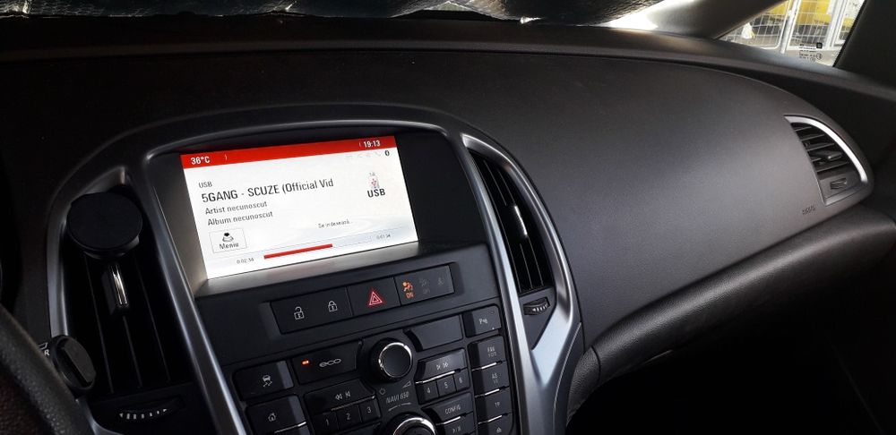 Opel Astra J Sports Tourer 2014