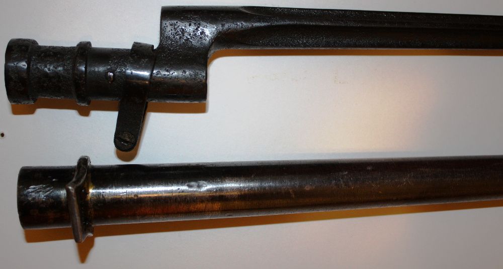 Baioneta Mosin Nagant cu teaca metalica