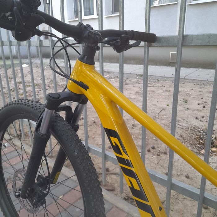 Vand bicicleta Giant