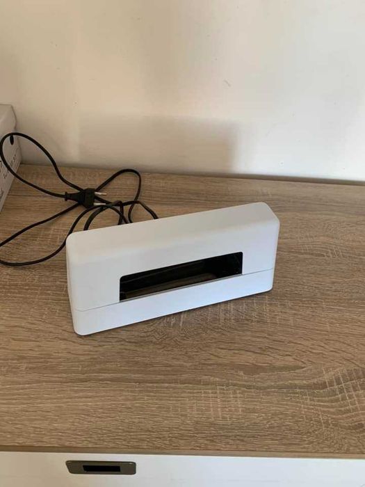 Продавам Лампа за гел лак за нокти , в мн добро състояние - 25.00 лв