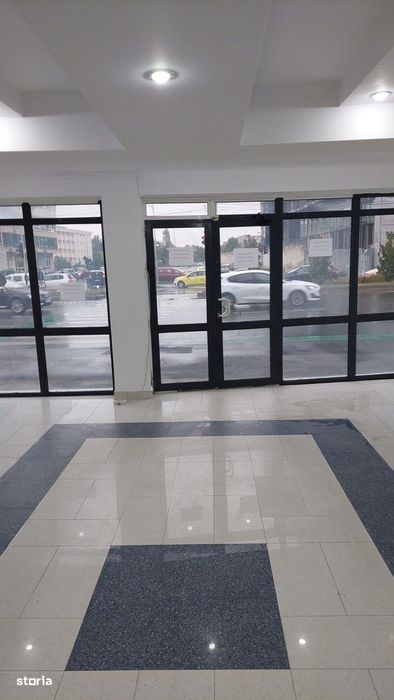 Spatiu comercial - vis a vis de Hilton