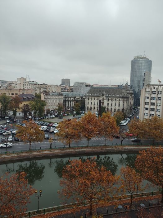 Inchiriez Ap 2 camere Izvor