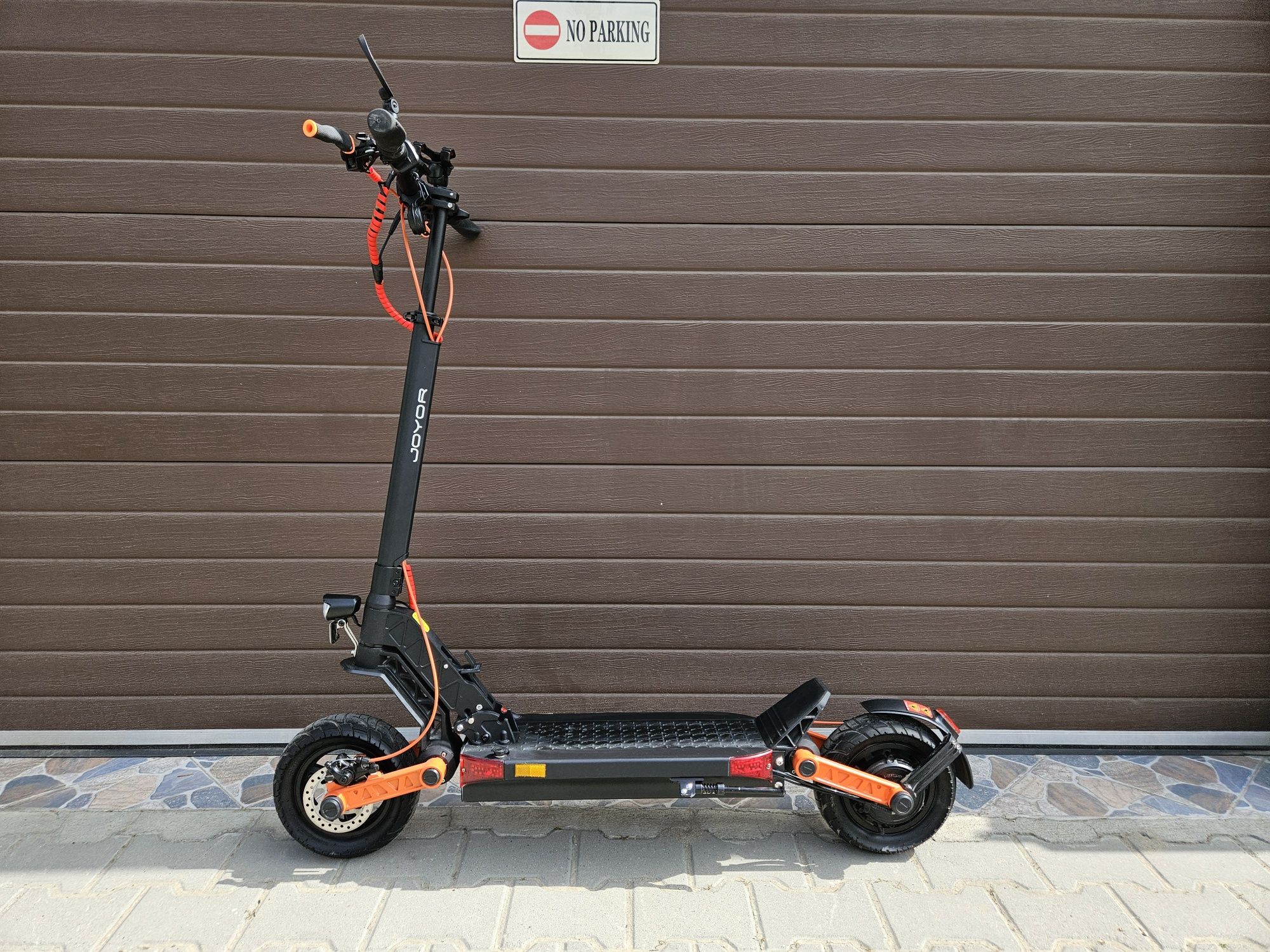 Vând Trotineta Electrică JOYOR S Series