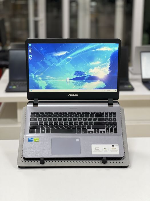 Ноутбук ASUS с видеокартой | Core i3-7020U | ОЗУ 8Gb | SSD 256Gb