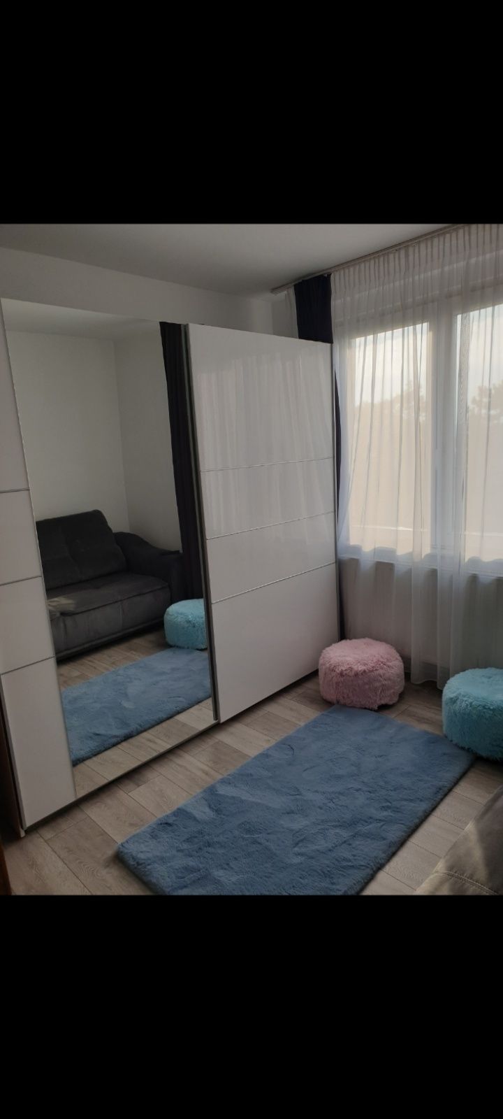 Vand apartament cu 2 camere