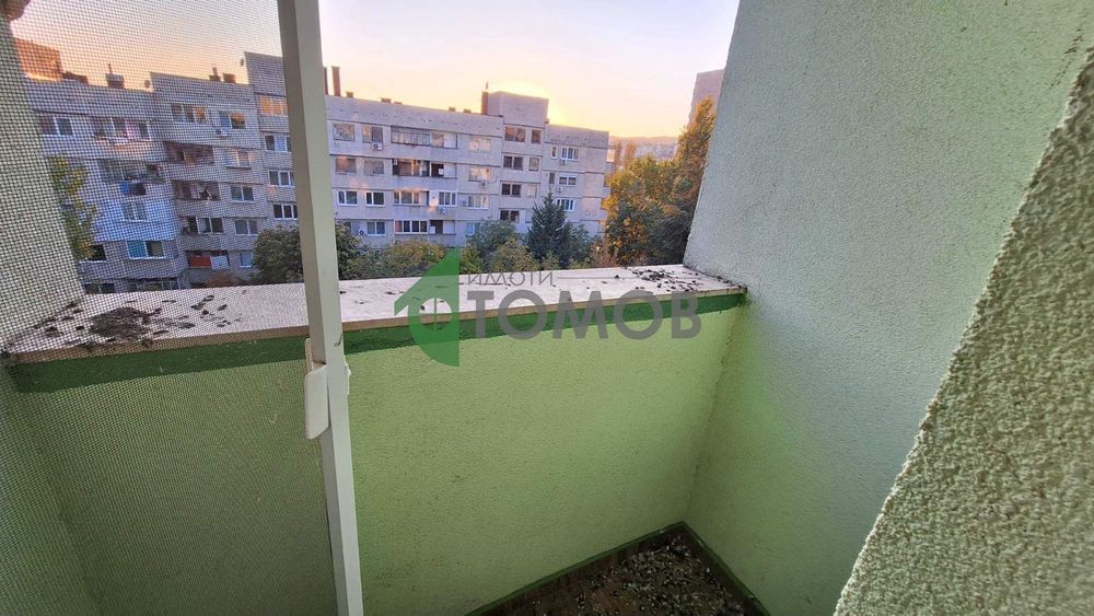 Двустаен апартамент в кв. Три Чучура-юг