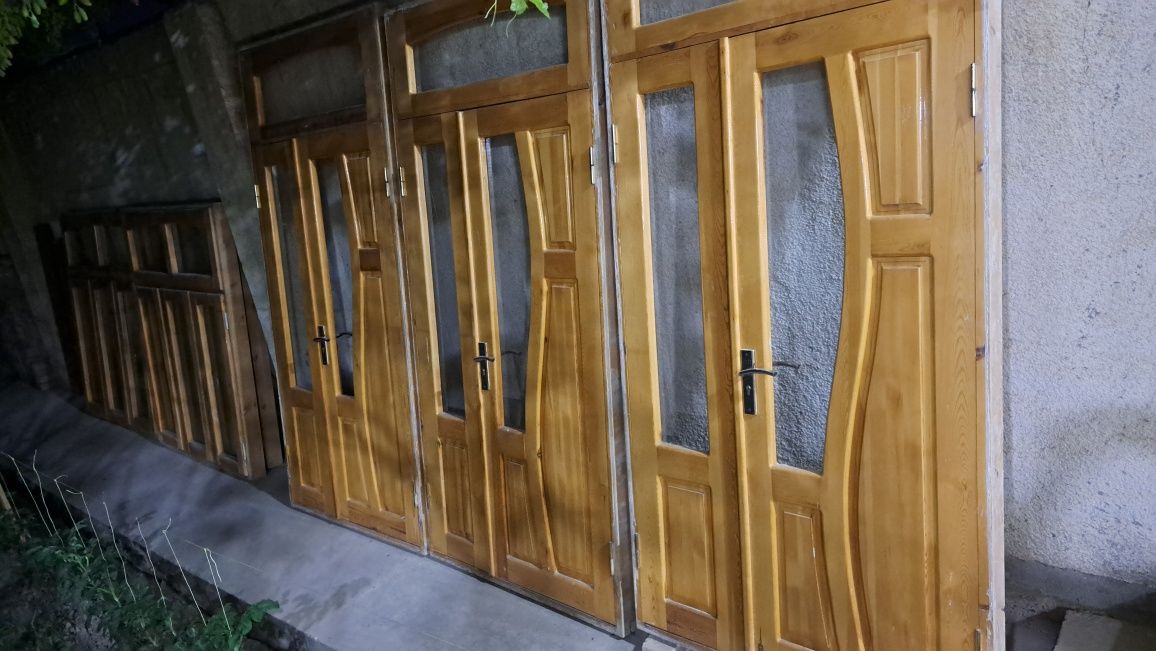 Qurilis materiallari(eshik va romlar, podokon. bilan birga,taxta .