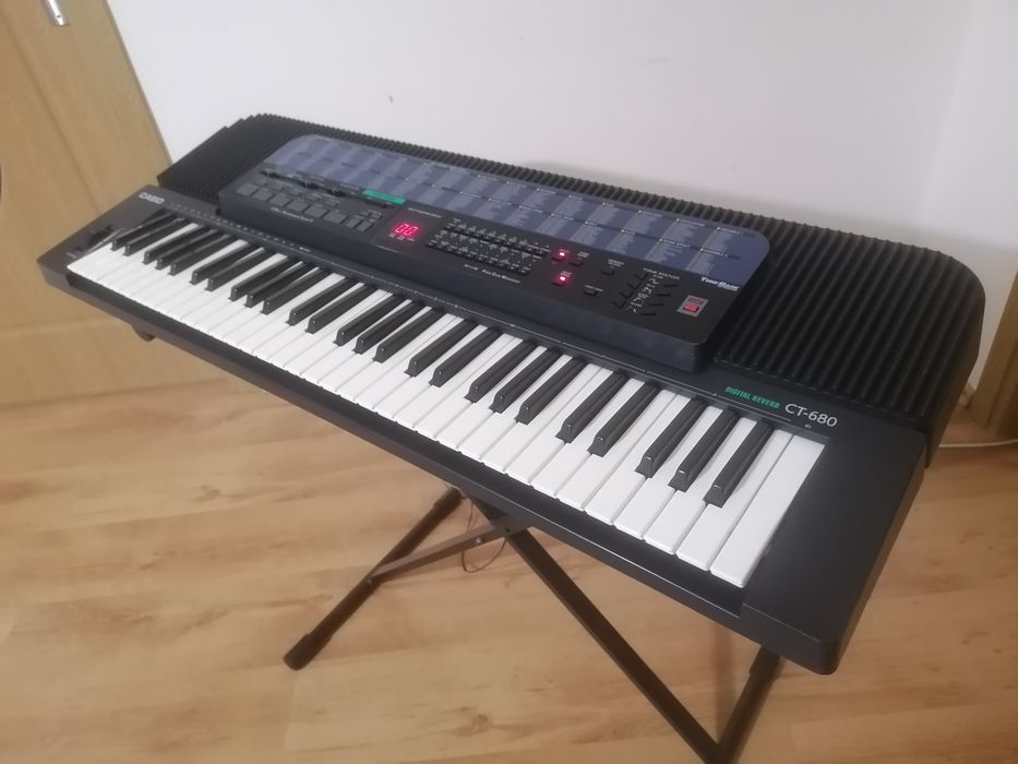 CASIO CT-680 digital reverb
