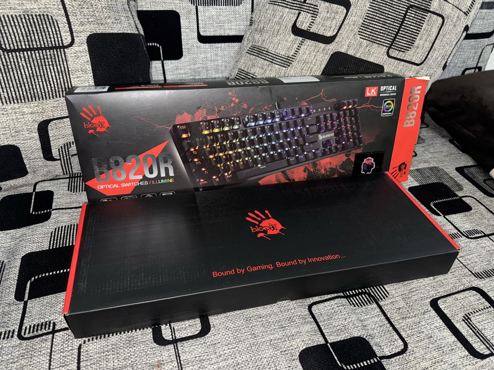 Клавиатура игровая B820R