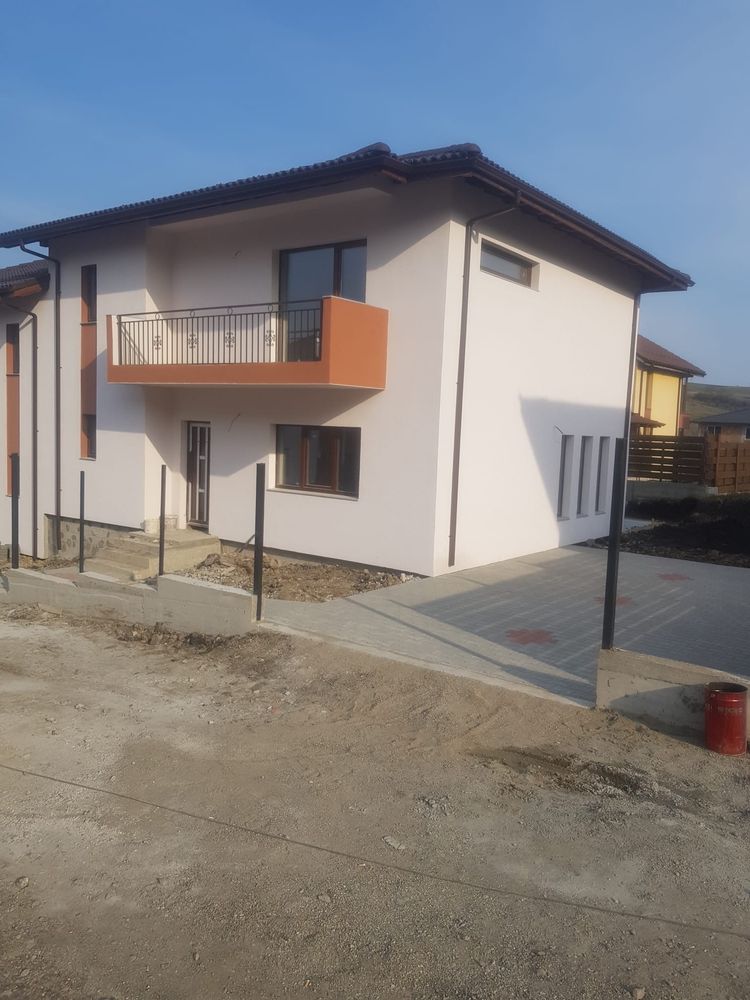 Baciu Popesti casa tip duplex