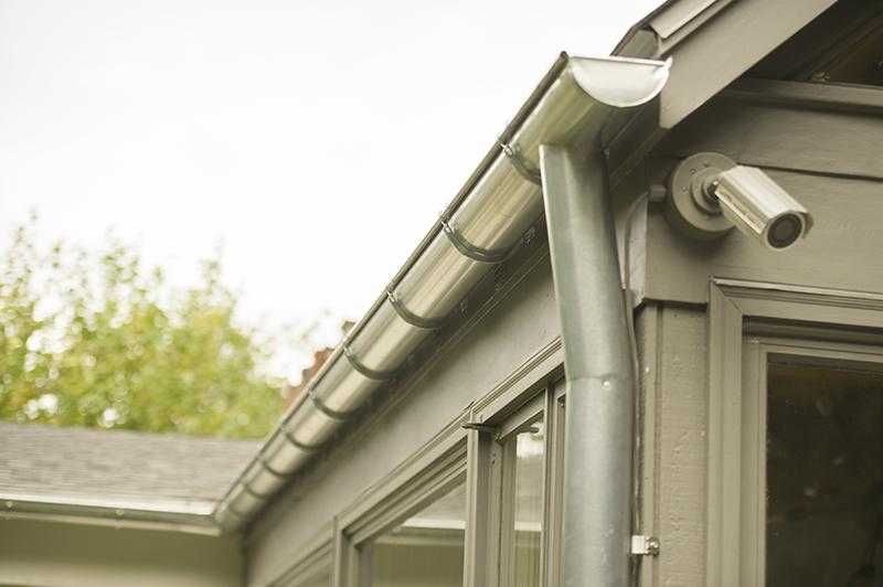 Reparatii orice tip acoperis, mansardare, sisteme pluviale, reparatii