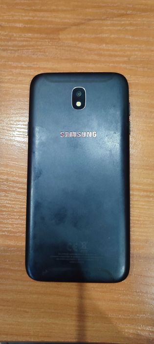 Продавам Samsung J7 2017g.