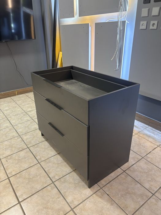 Комод продам срочно