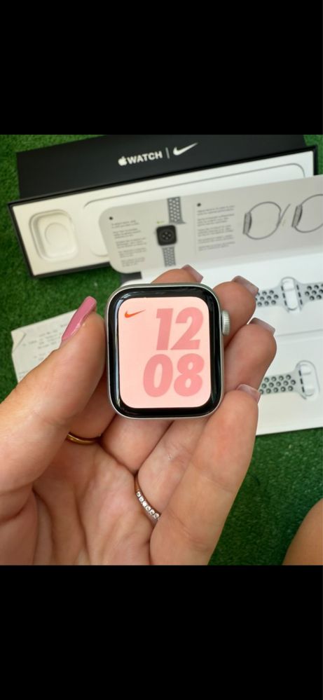 Apple Watch Nike SE, 40mm