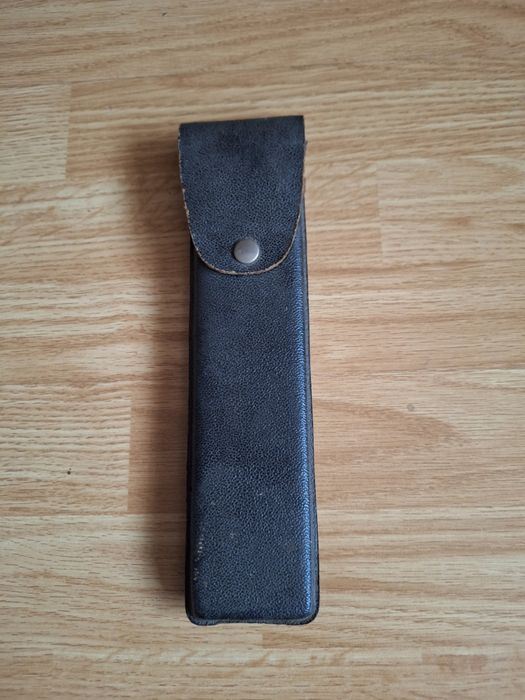 Trepied vechi pentru aparate foto