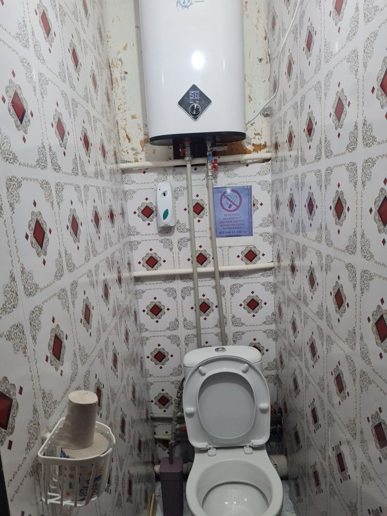 Посуточно 3 ком . Кв  , 27 мкр .