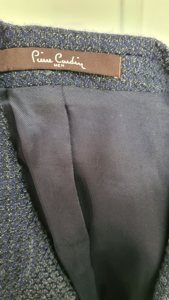 Стильный мужской пиджак от Pierre Cardin