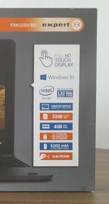 Tableta 2 in 1 cu tastatura