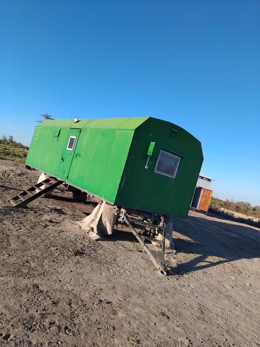 Вагон на колесах