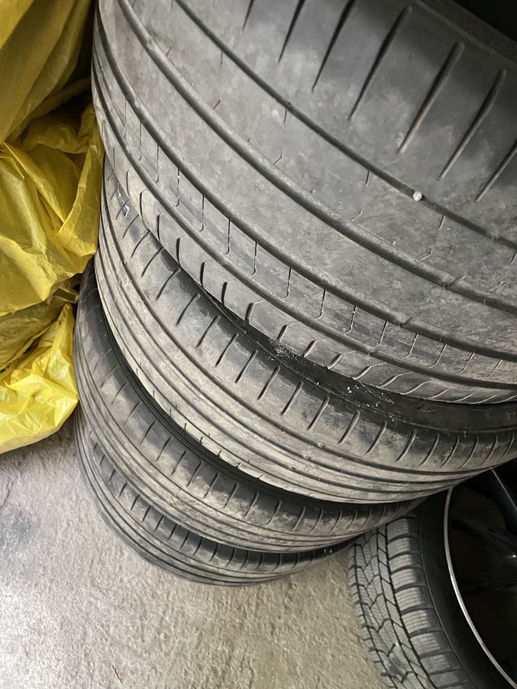 Pirelli P Zero 245 35 20 / 275 30 20