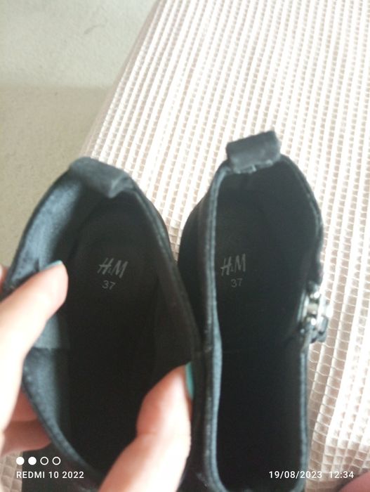 Дамски боти H&M с ток
