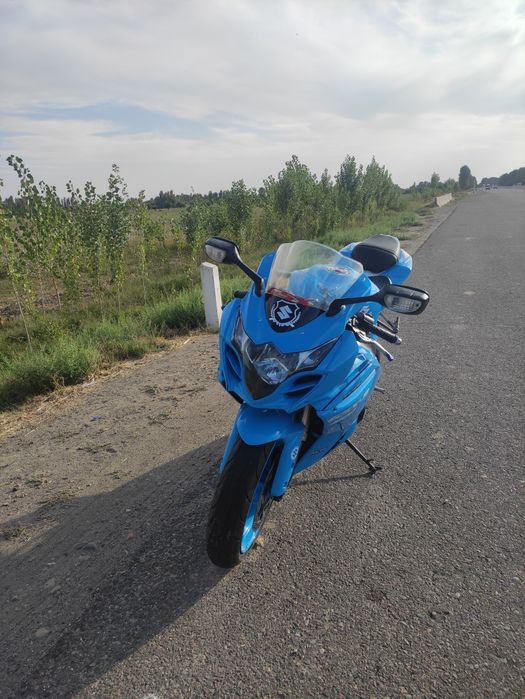 Продам мотоцикл Suzuki GSX R -1000