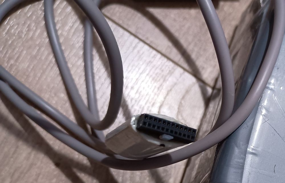 PLC -uri  Eaton Easy 819 ( automat releu programabil )