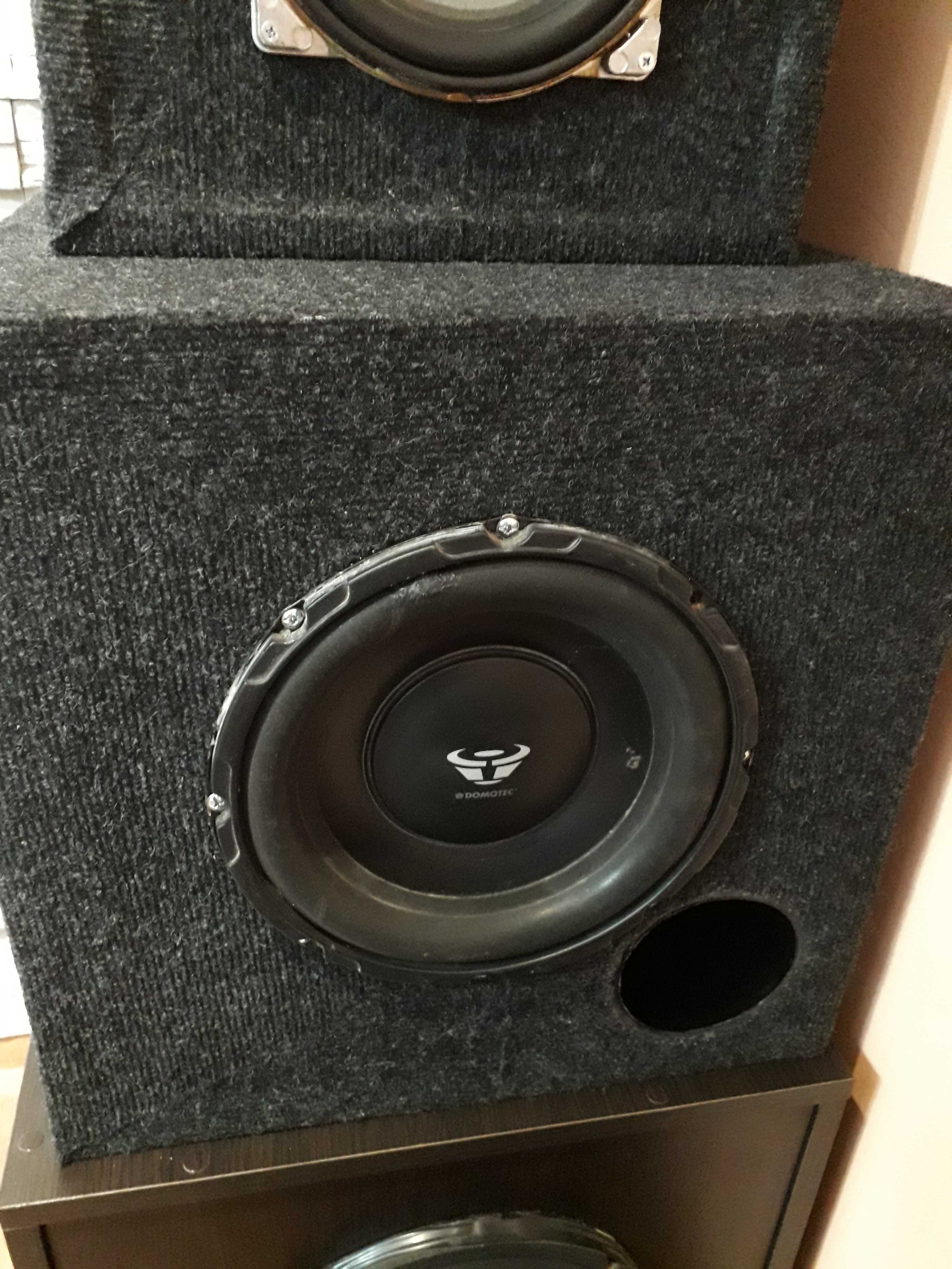 Subwoofer auto