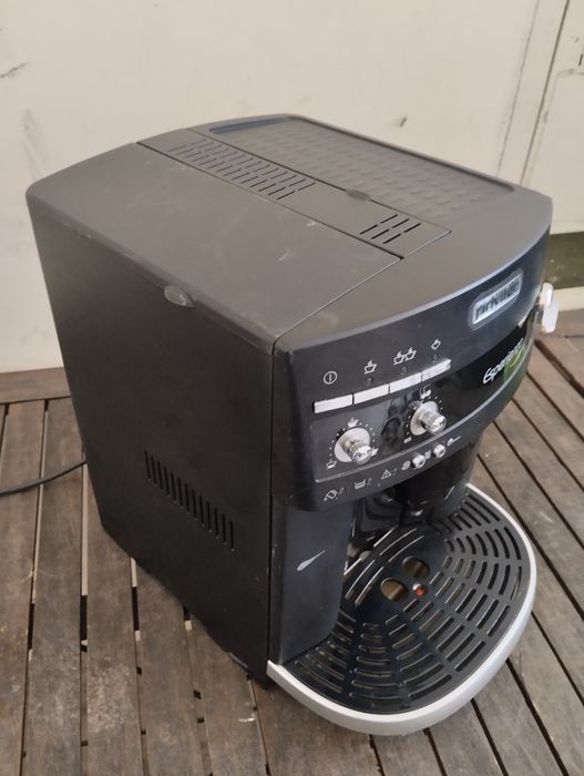 Кафе автомат Делонги esperienza