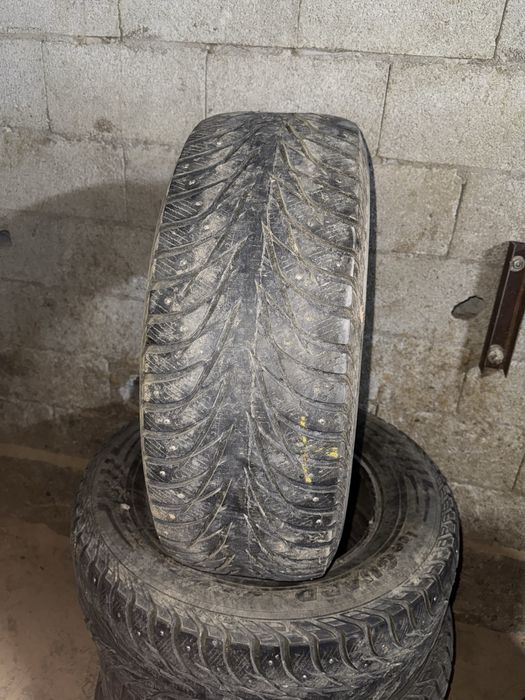 Шины зимние шипованные Yokohama Ice Guard 265/65 R17