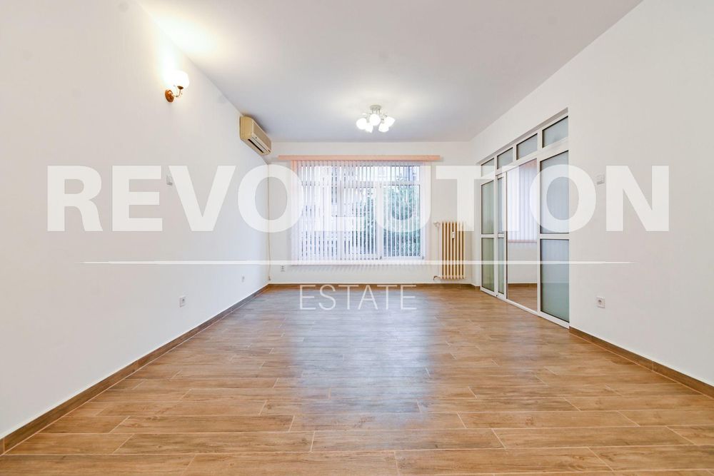 Офис в центъра на София.