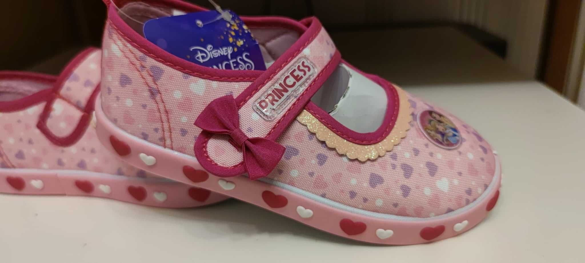 Нови розови пантофи Disney Princess, размер 29