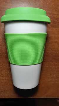 чаша порцеланова със силиконов държач и силиконов капак за къмпинг