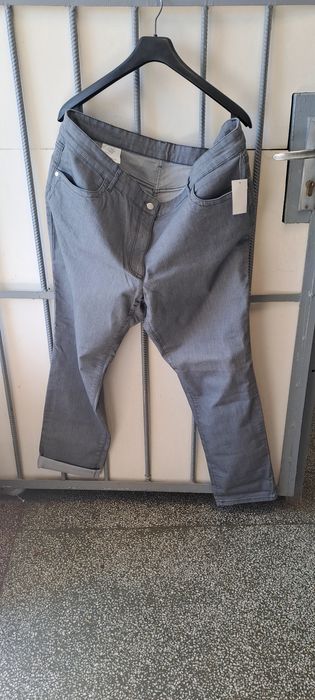 Сив панталон,еластичен