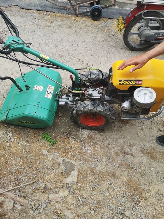 De vânzare motocultor.