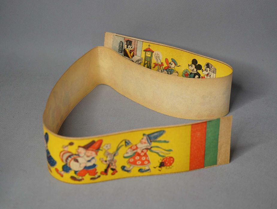 Царство България  лента с картинки Мики Маус,Доналд Дък