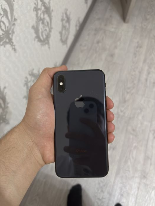 iPhone XS, новый экран, тритон, батарея 74%, без коробки. В хорошем со