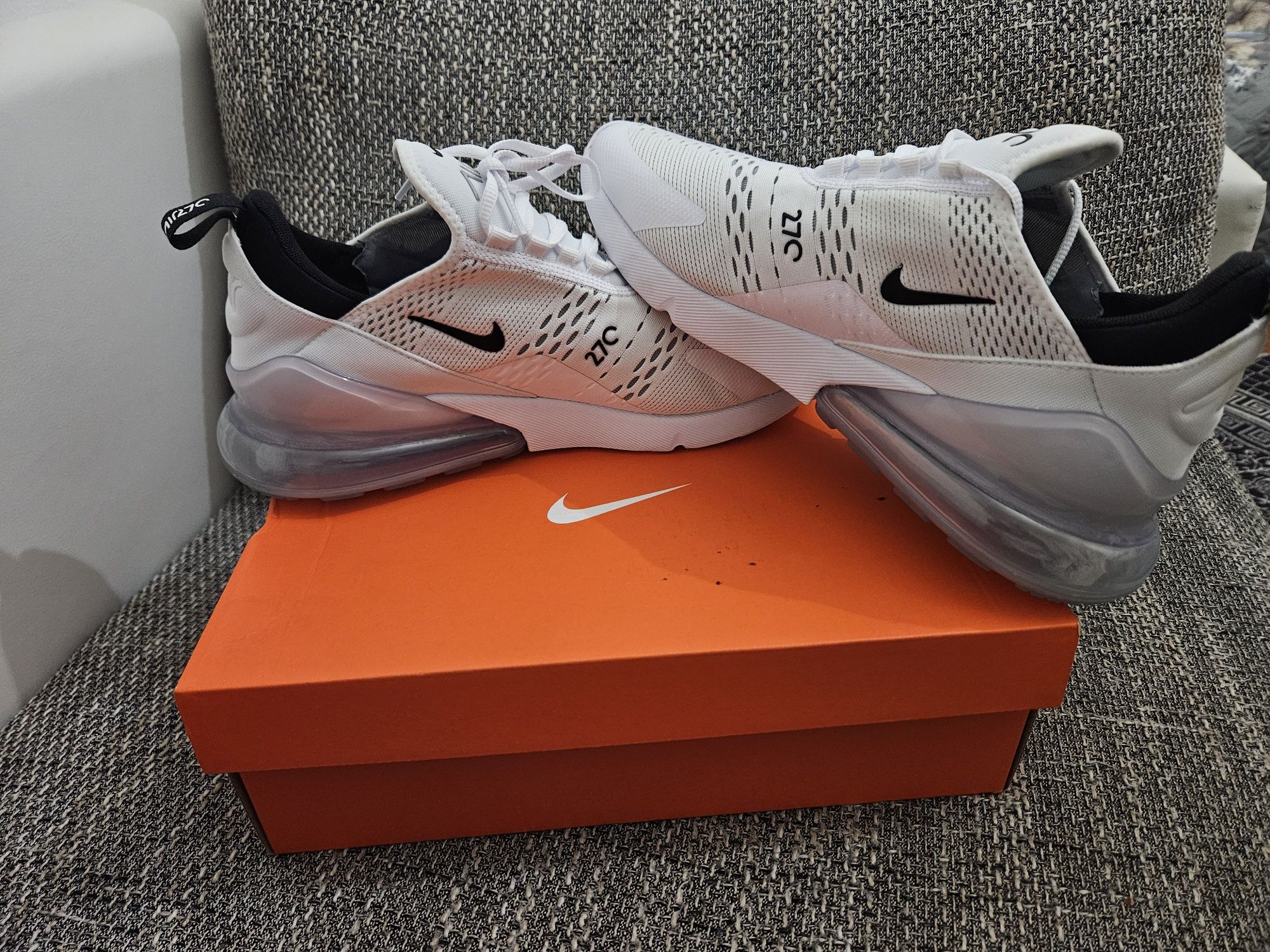 Nike Air Max 270