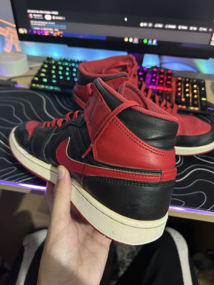 Air jordan 1 mid Black/red usor negociabil