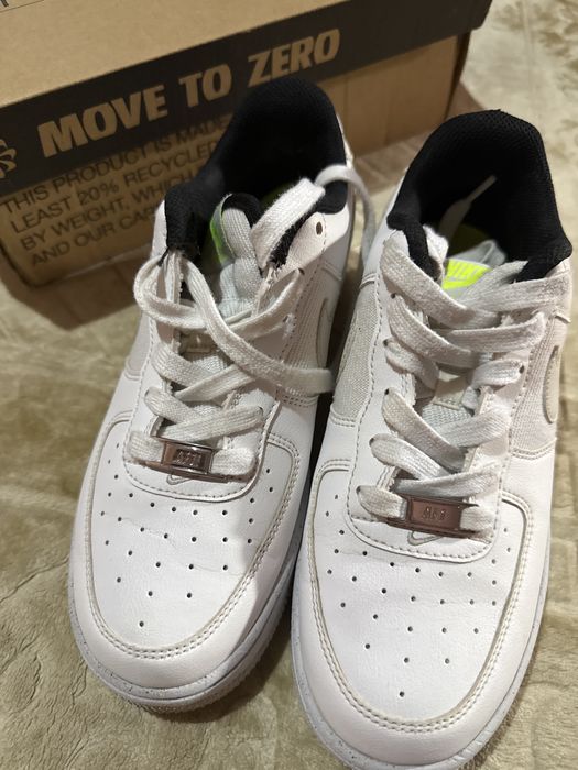 Кроссовки от Nike размер UK 5, EUR 38