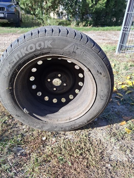Vand anvelope de iarnă cu tubeless