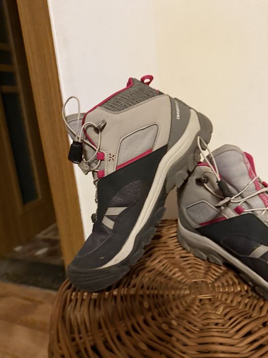 Ghete drumetie pentru femei