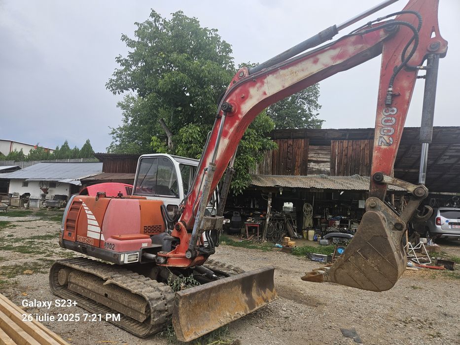 Vând sau schimb cu cap tractor preț negociabil