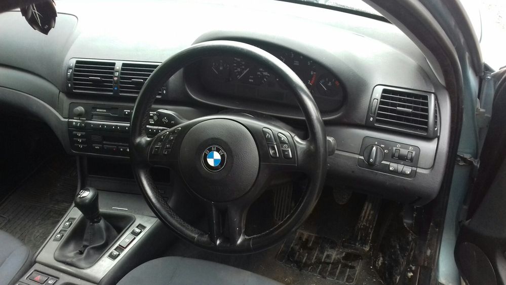 BMW 316i E46 facelift на части