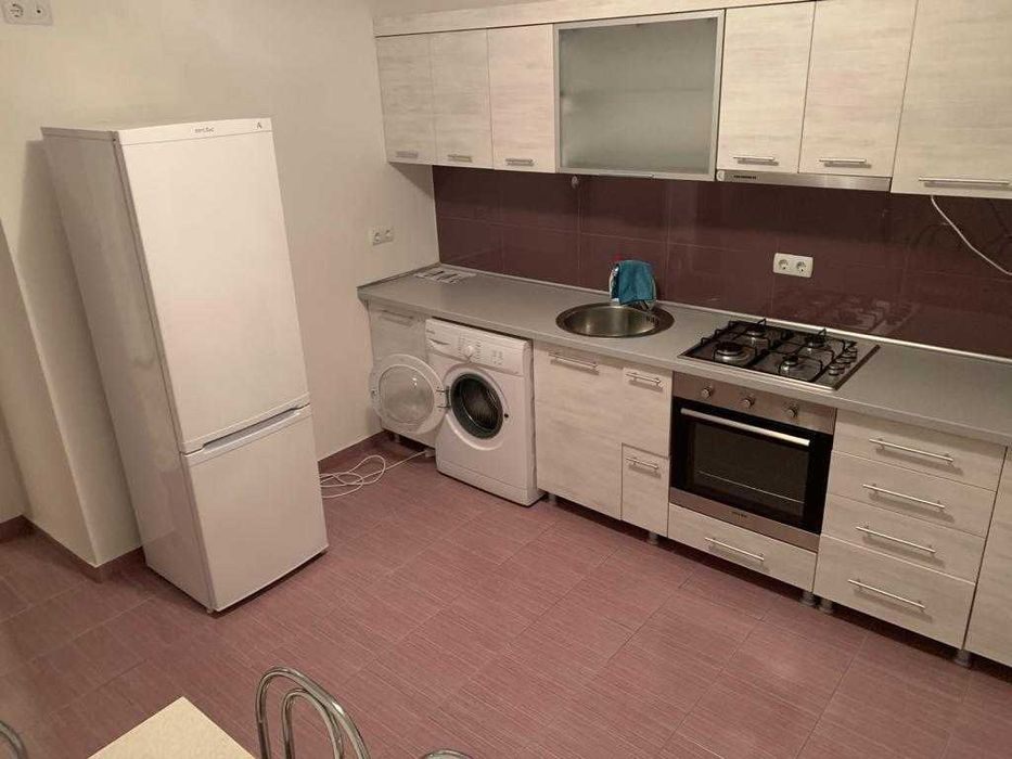 Apartament de inchiriat zona San Casa, Petresti